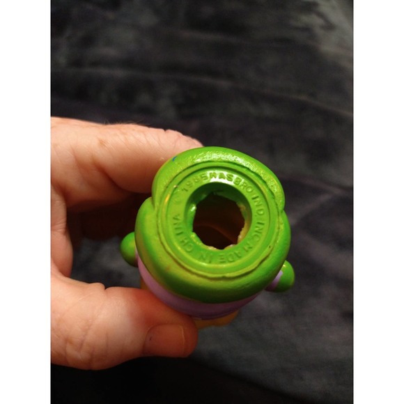 Gloworm plastic figure finger puppet glow in the dark 1980s hasbro playskool - Picture 3 of 4